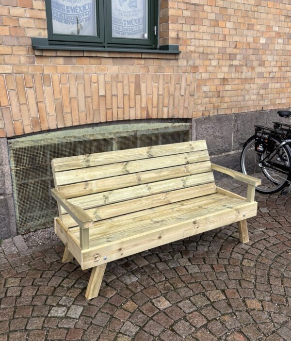 IMG_2591 Stigbänk